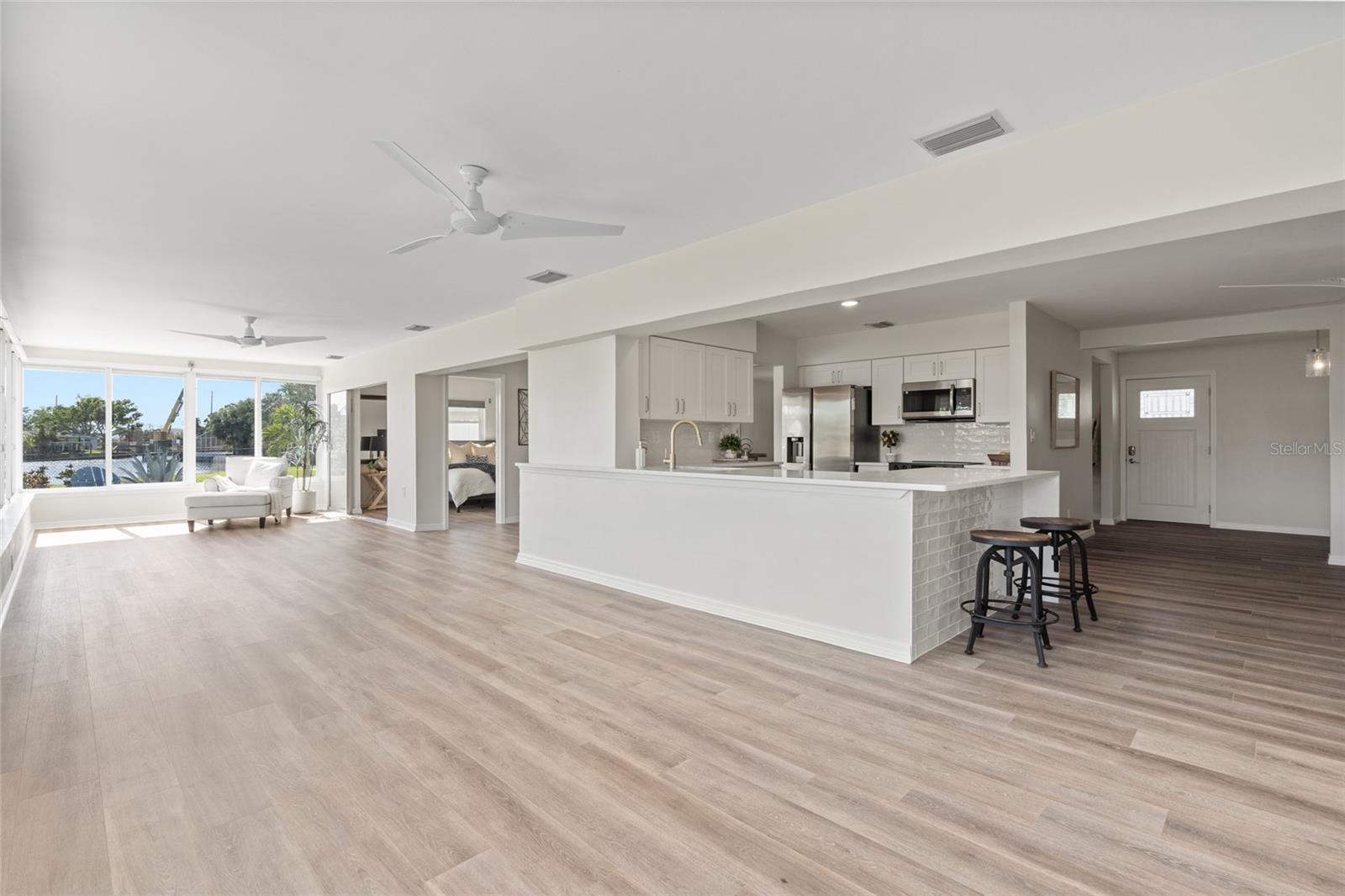 5101 HUNTINGTON CIR NE, ST PETERSBURG, FL, 33703