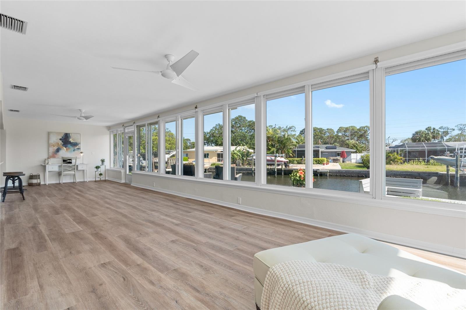 5101 HUNTINGTON CIR NE, ST PETERSBURG, FL, 33703