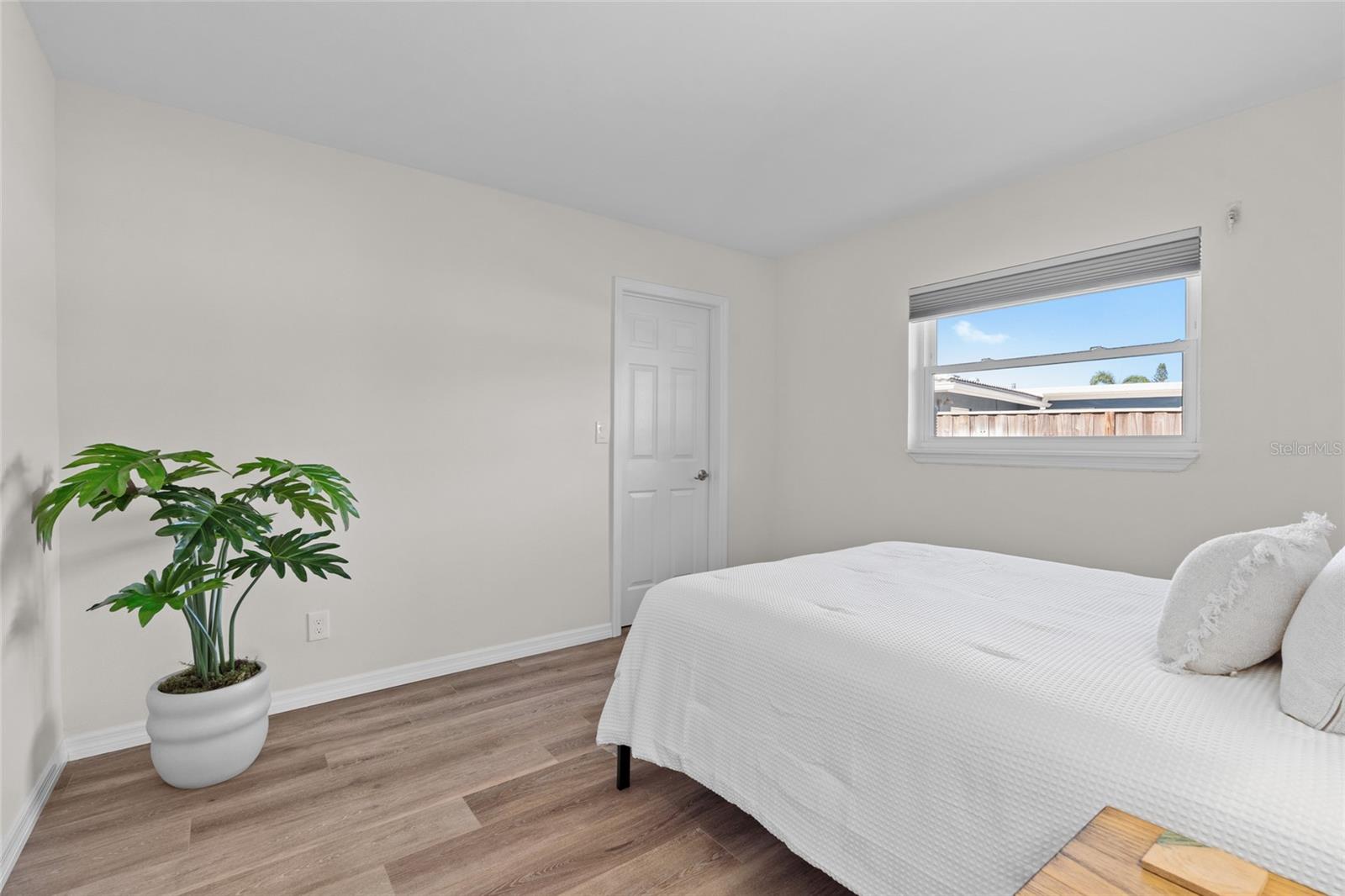 5101 HUNTINGTON CIR NE, ST PETERSBURG, FL, 33703