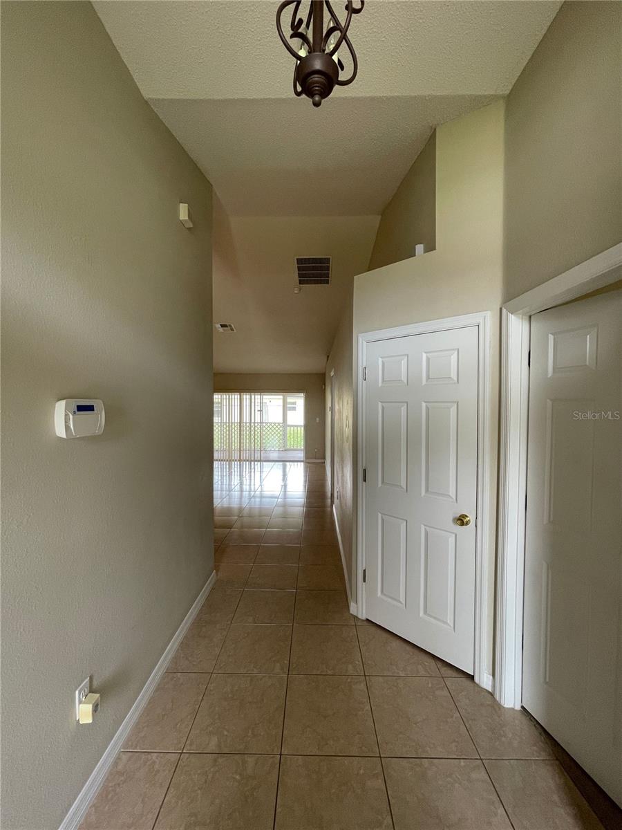 207 CRANBROOK DR, KISSIMMEE, FL, 34758