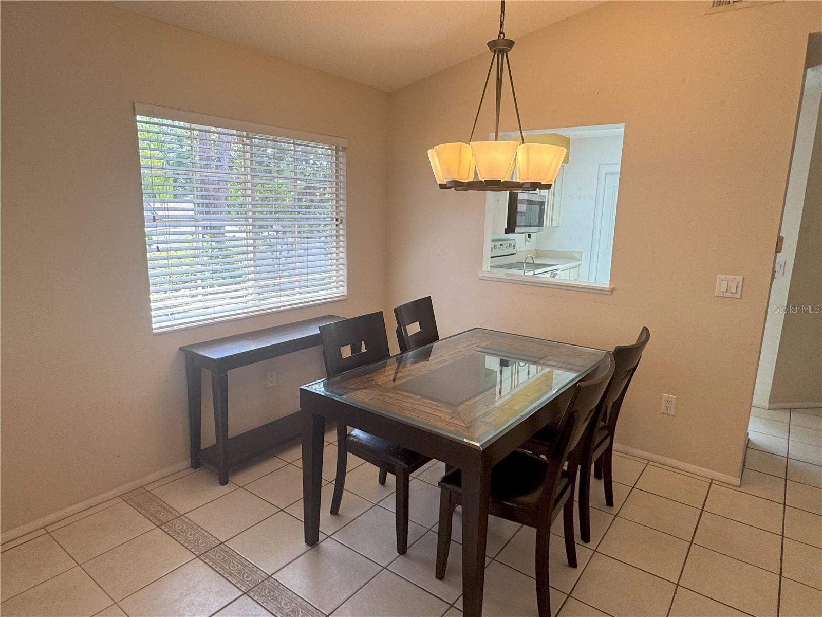 561 PORTLAND CIR, APOPKA, FL, 32703