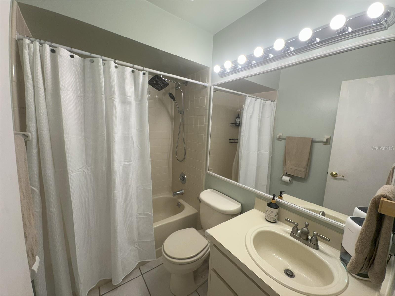 561 PORTLAND CIR, APOPKA, FL, 32703