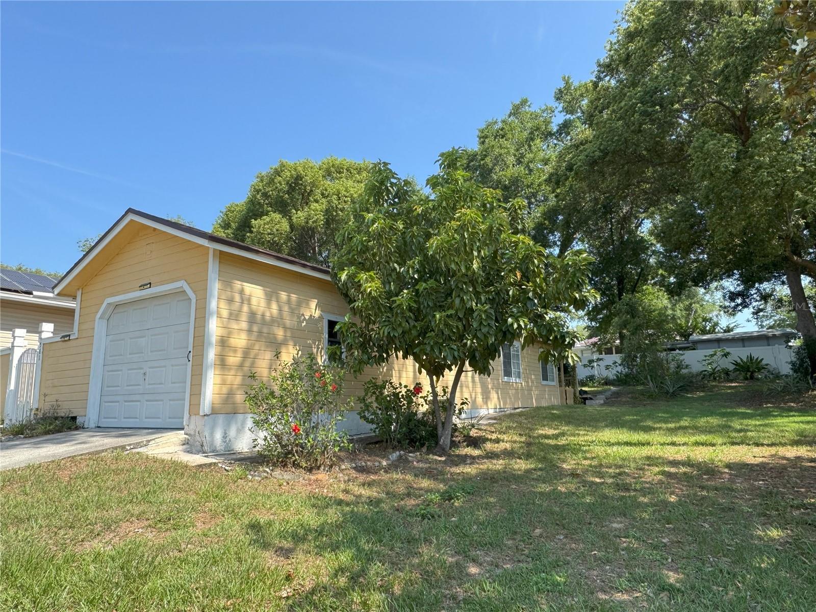 561 PORTLAND CIR, APOPKA, FL, 32703