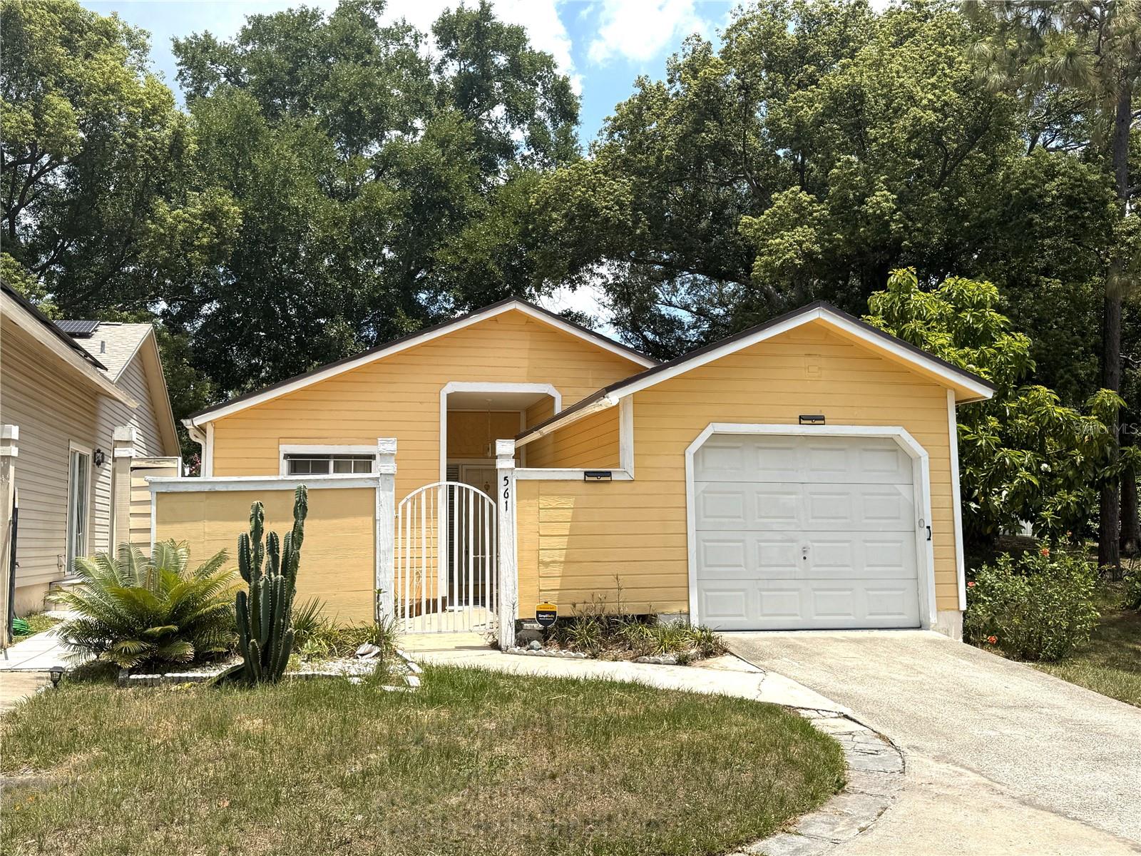 561 PORTLAND CIR, APOPKA, FL, 32703