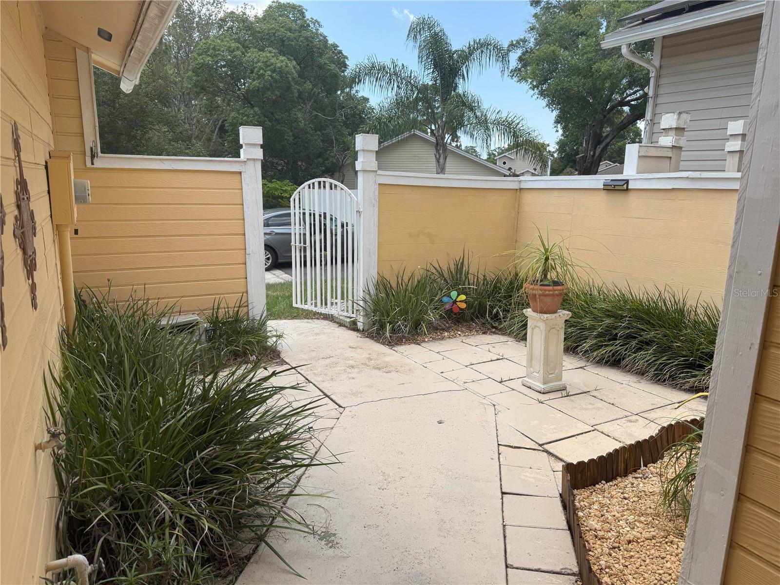 561 PORTLAND CIR, APOPKA, FL, 32703