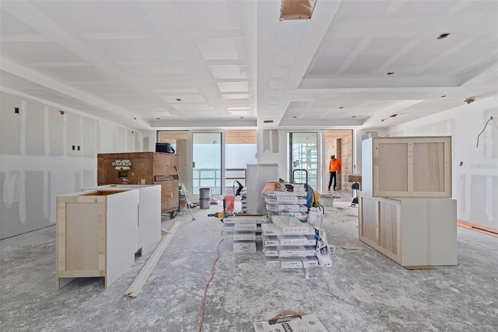 TB8389678 Property Photo