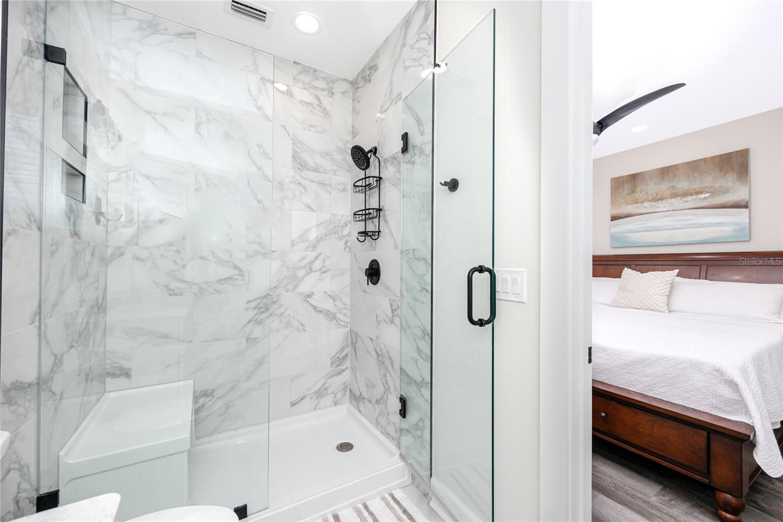 Walk in shower with bench