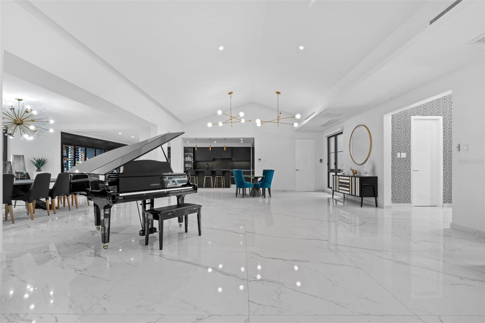 PR9113841 Property Photo