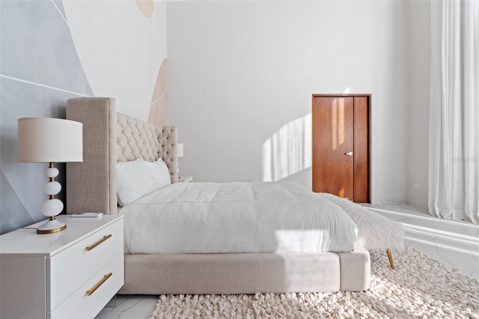 PR9113842 Property Photo