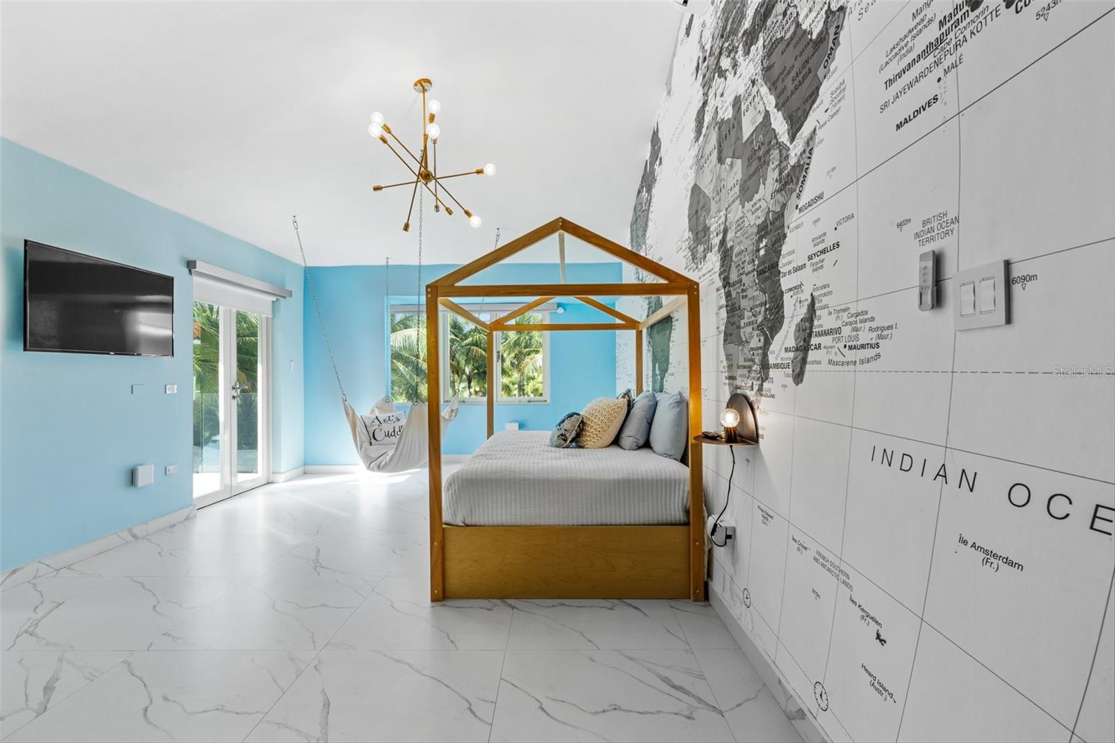 PR9113842 Property Photo