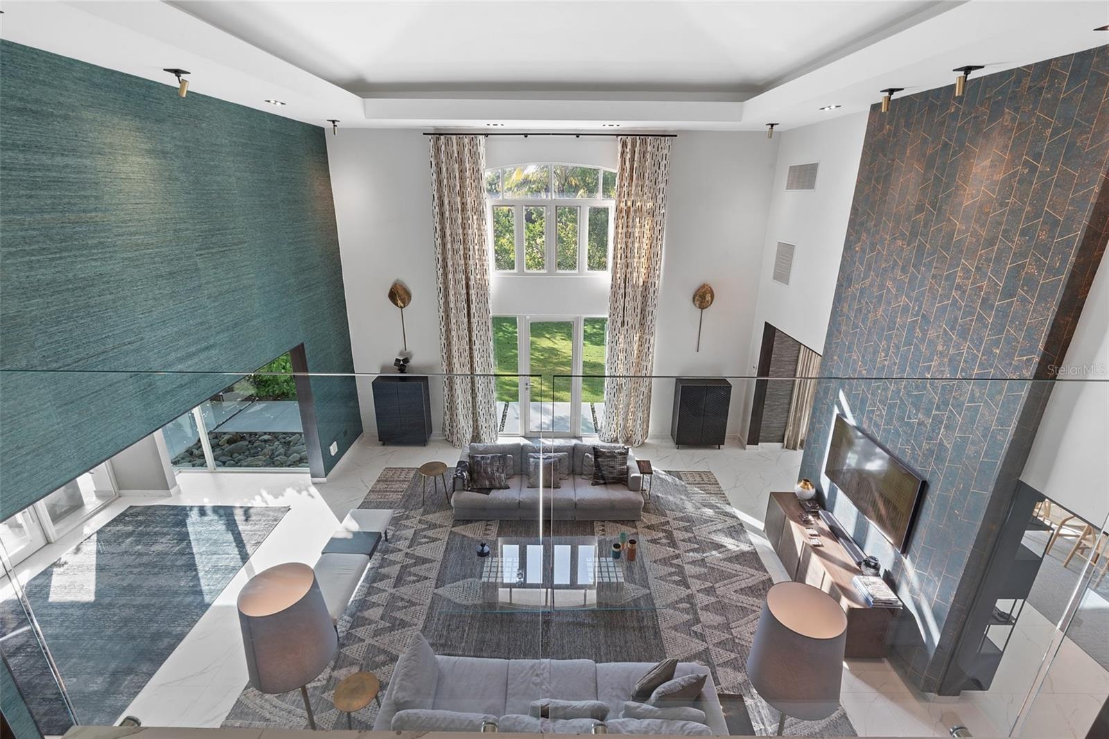 PR9113842 Property Photo