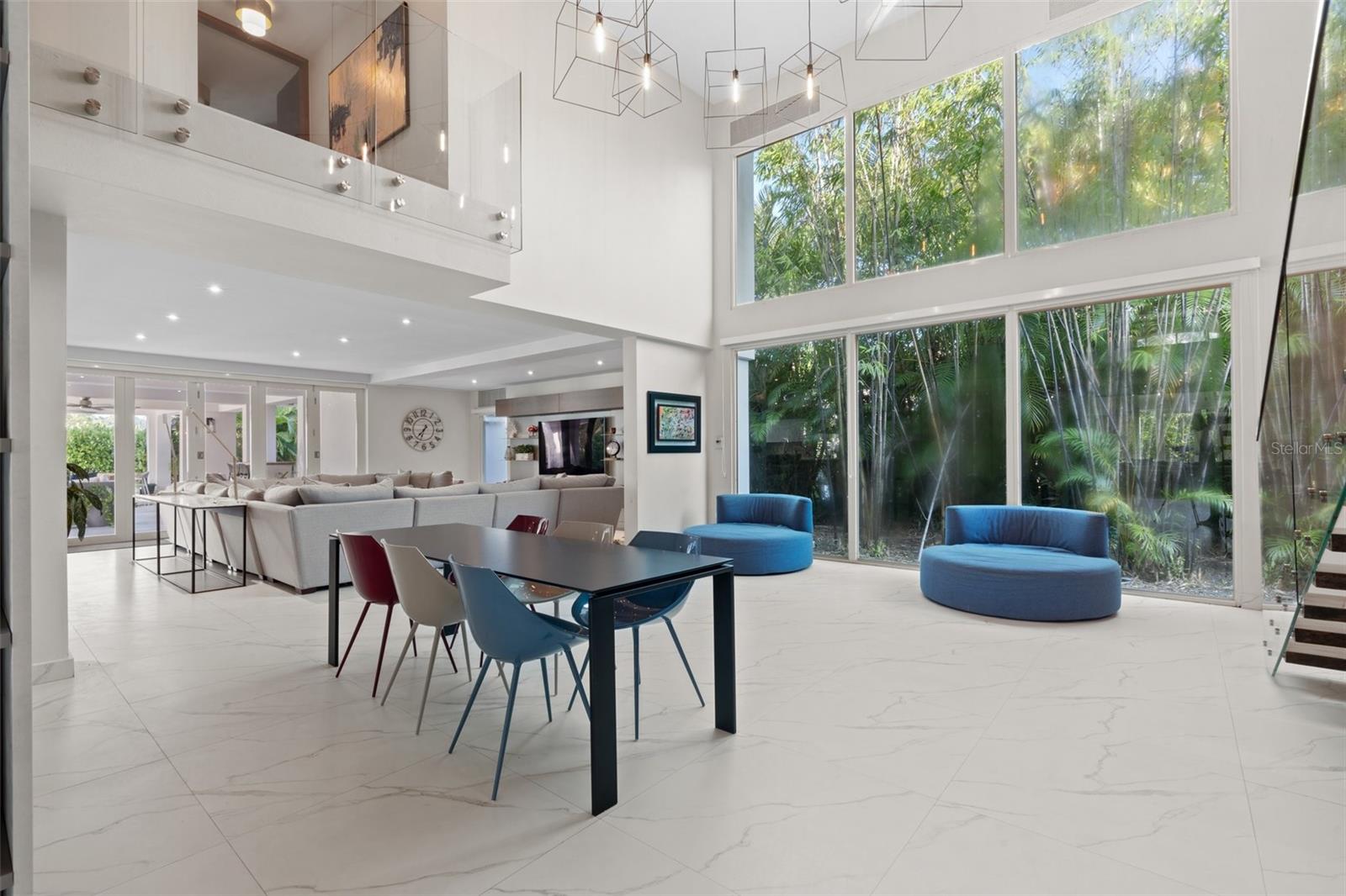 PR9113842 Property Photo