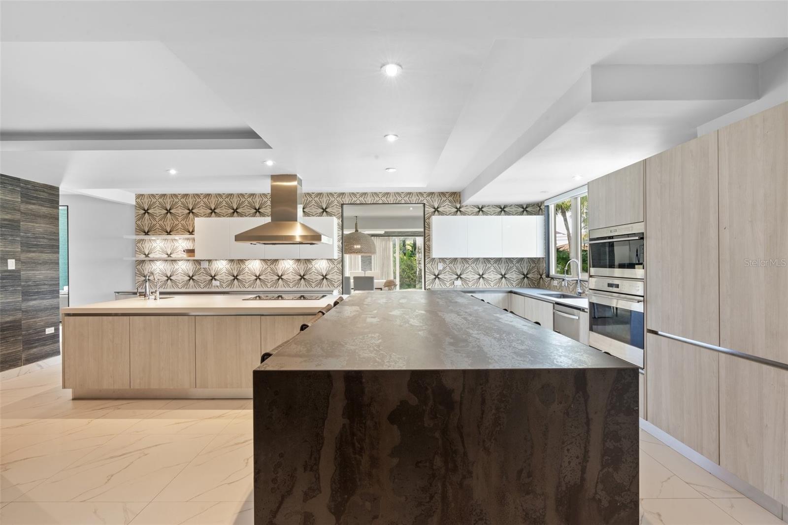 PR9113842 Property Photo