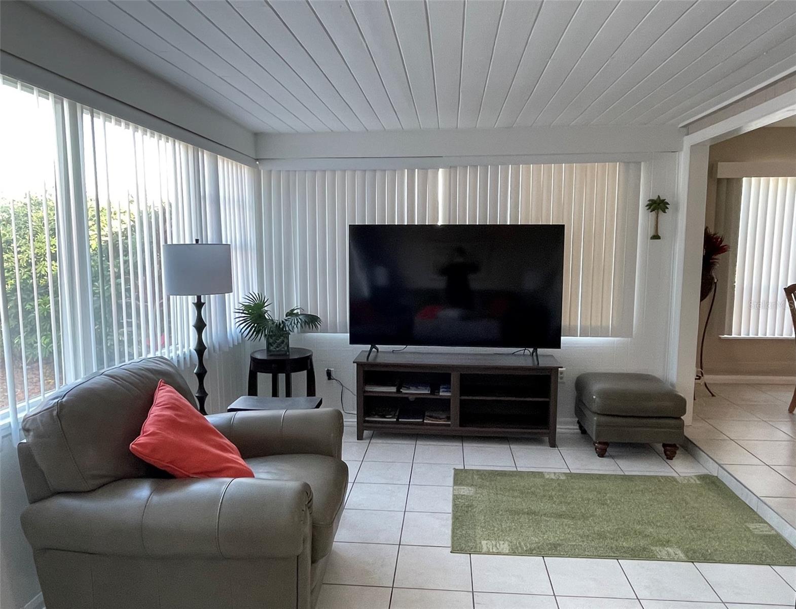828 S TUTTLE AVE #A, SARASOTA, FL, 34237