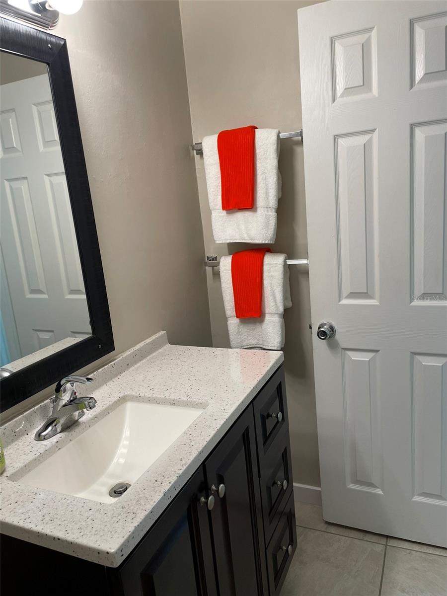 828 S TUTTLE AVE #A, SARASOTA, FL, 34237