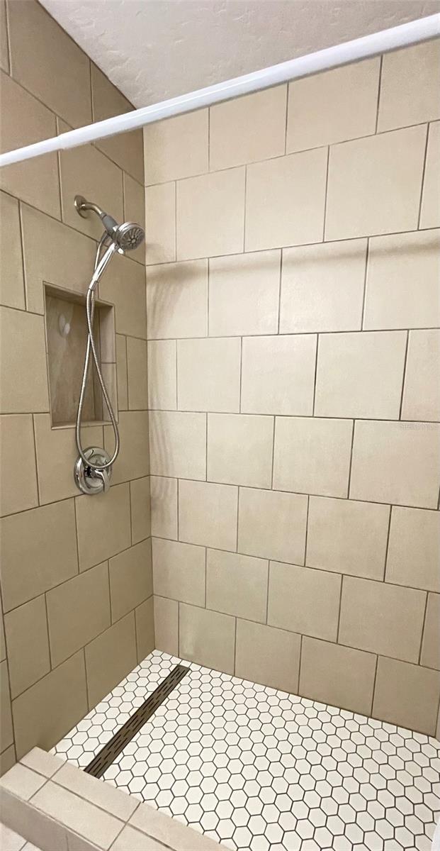 828 S TUTTLE AVE #A, SARASOTA, FL, 34237