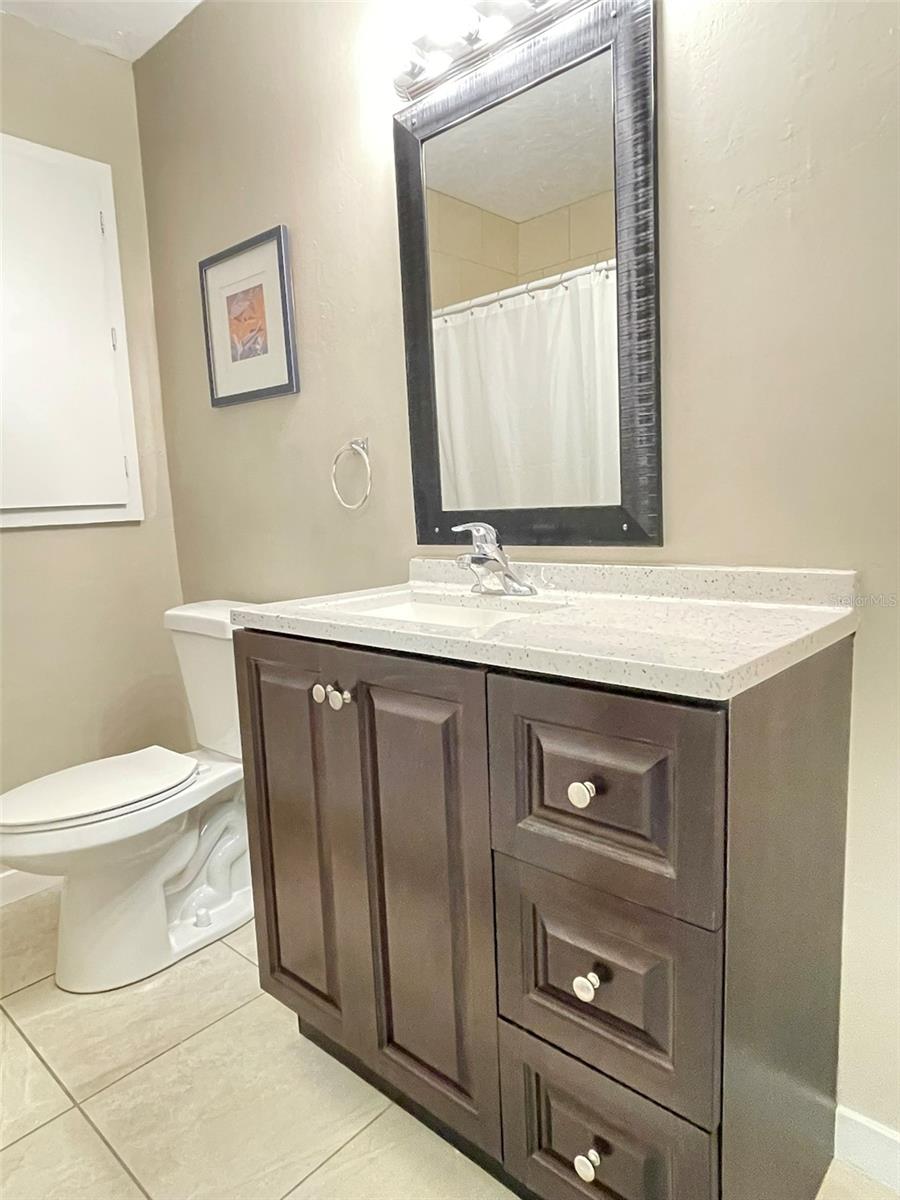 828 S TUTTLE AVE #A, SARASOTA, FL, 34237