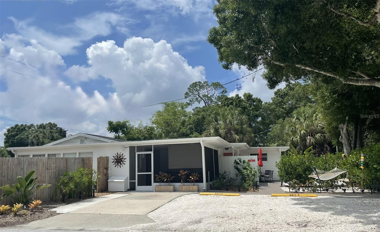 828 S TUTTLE AVE #A, SARASOTA, FL, 34237