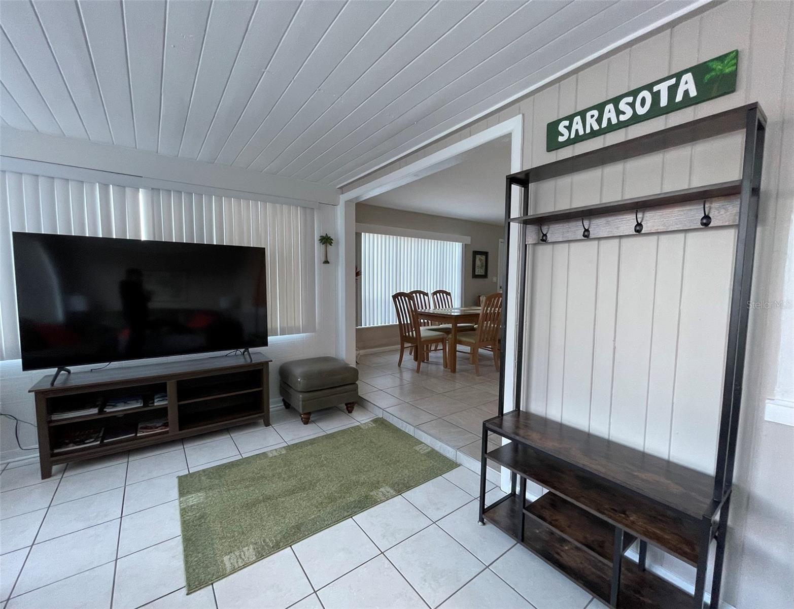 828 S TUTTLE AVE #A, SARASOTA, FL, 34237