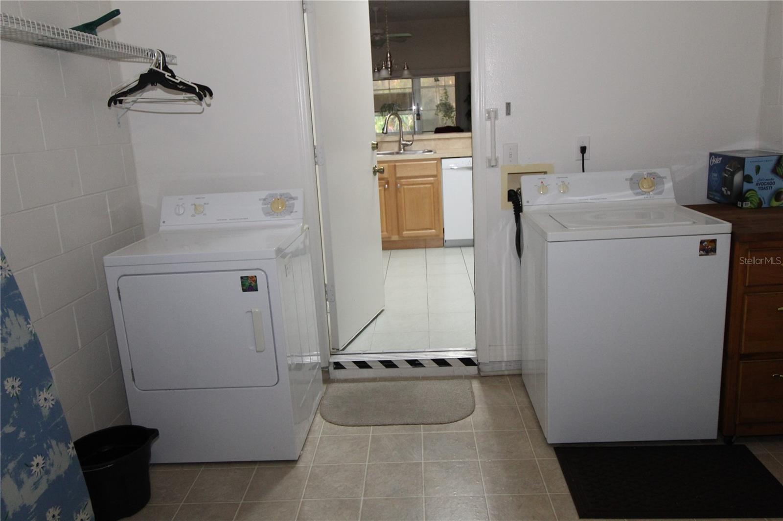 2218 NANTUCKET DR #44, SUN CITY CENTER, FL, 33573