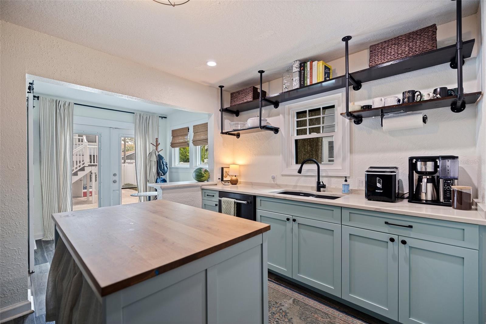 2519 1ST AVE N, ST PETERSBURG, FL, 33713