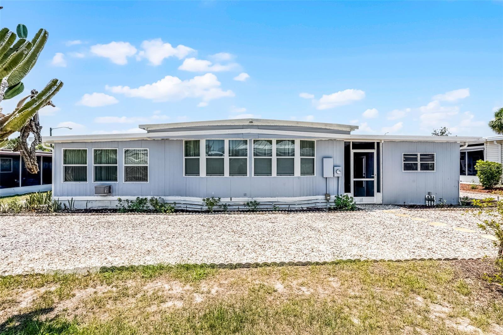 O6312481 Property Photo