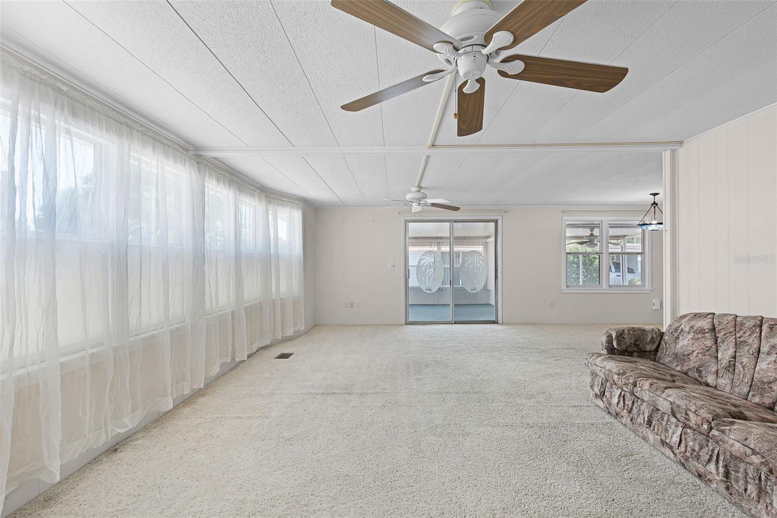 O6312481 Property Photo