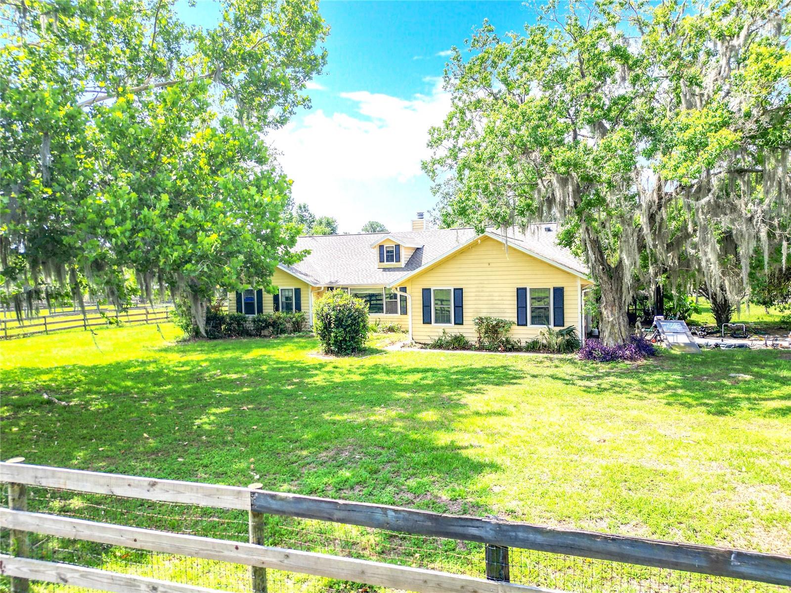 Homes for sale in Ocala, FL | 750 Sw 91St Pl, Ocala, FL 34476 | MLS# O6312490