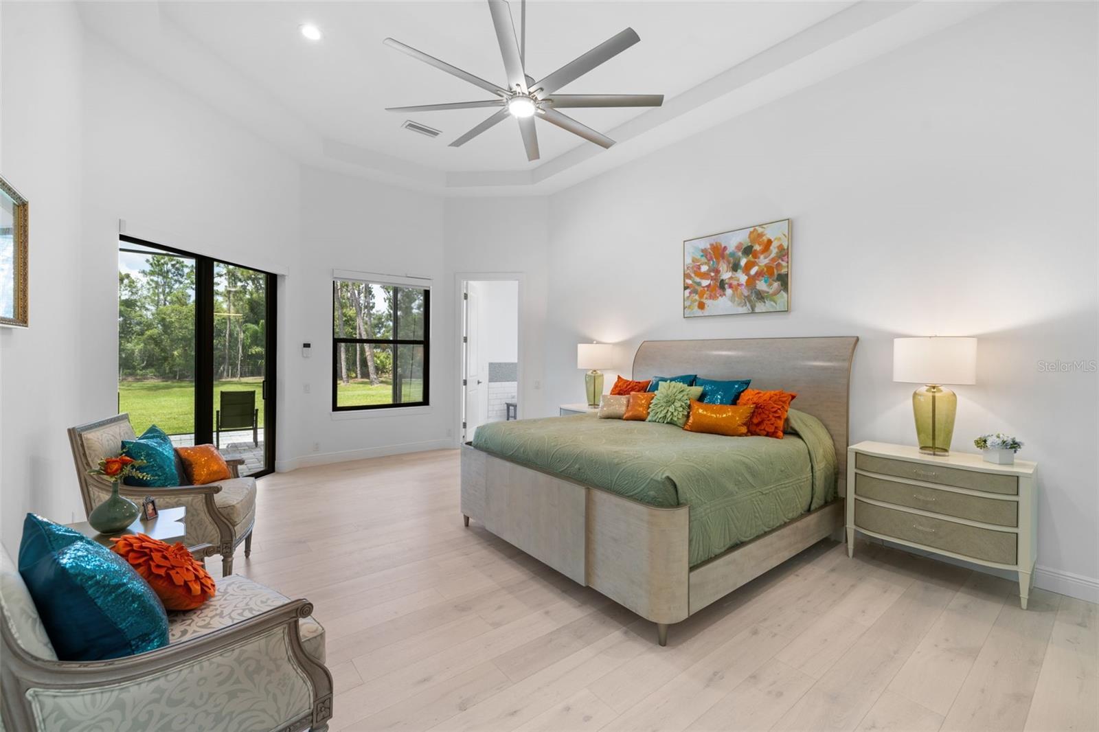 A4653844 Property Photo