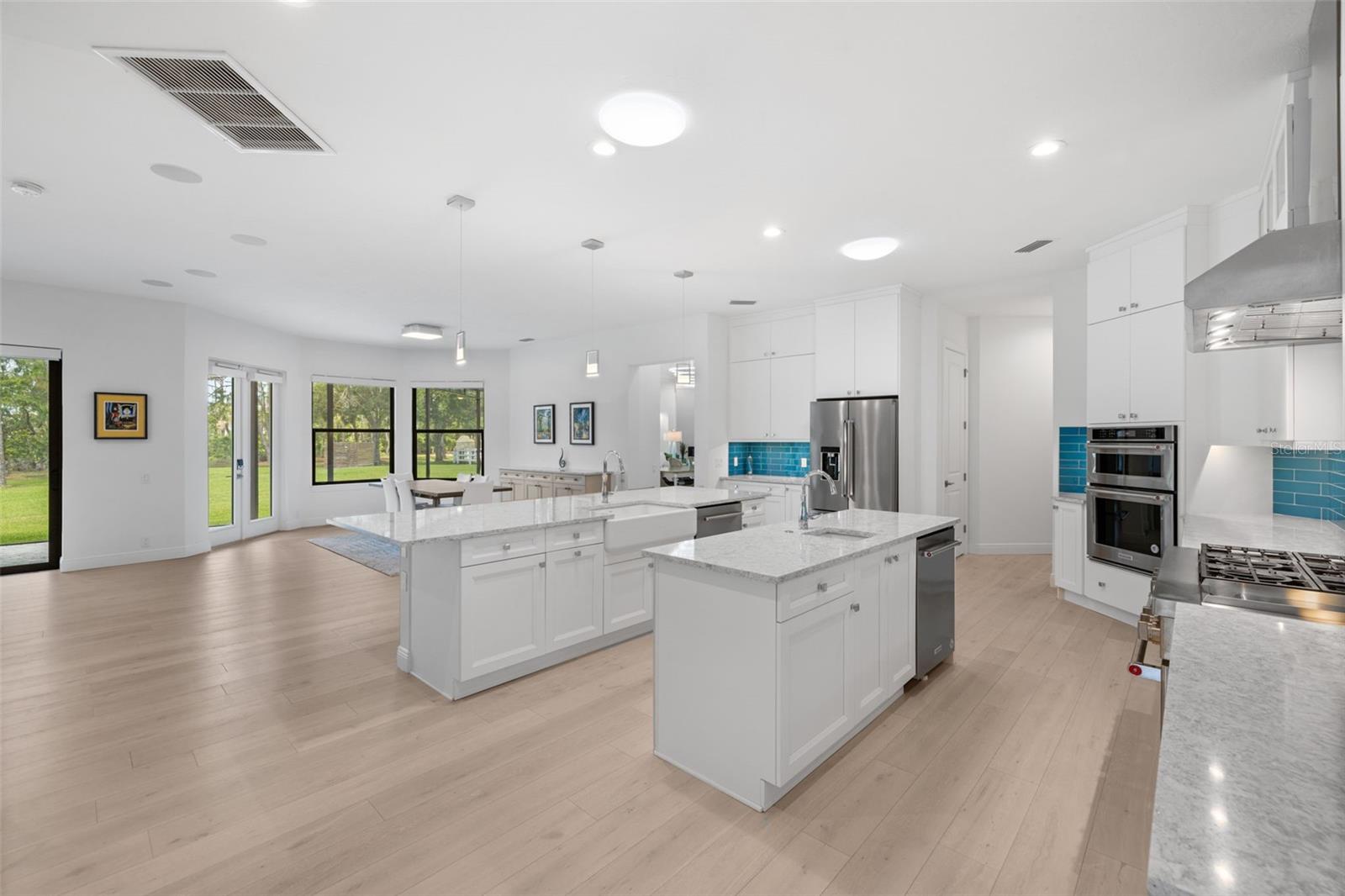 A4653844 Property Photo
