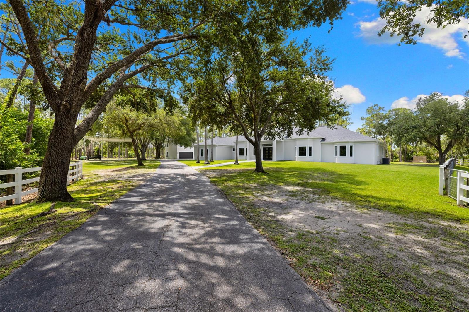 A4653844 Property Photo