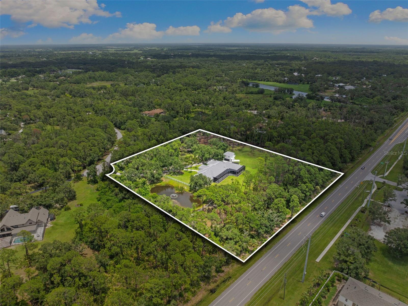 A4653844 Property Photo