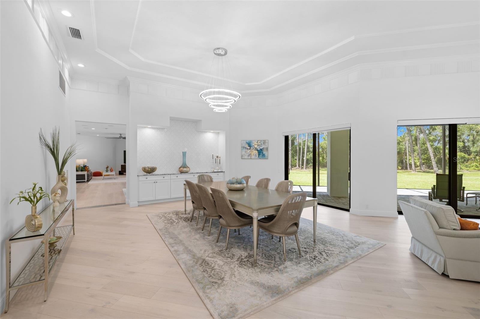 A4653844 Property Photo