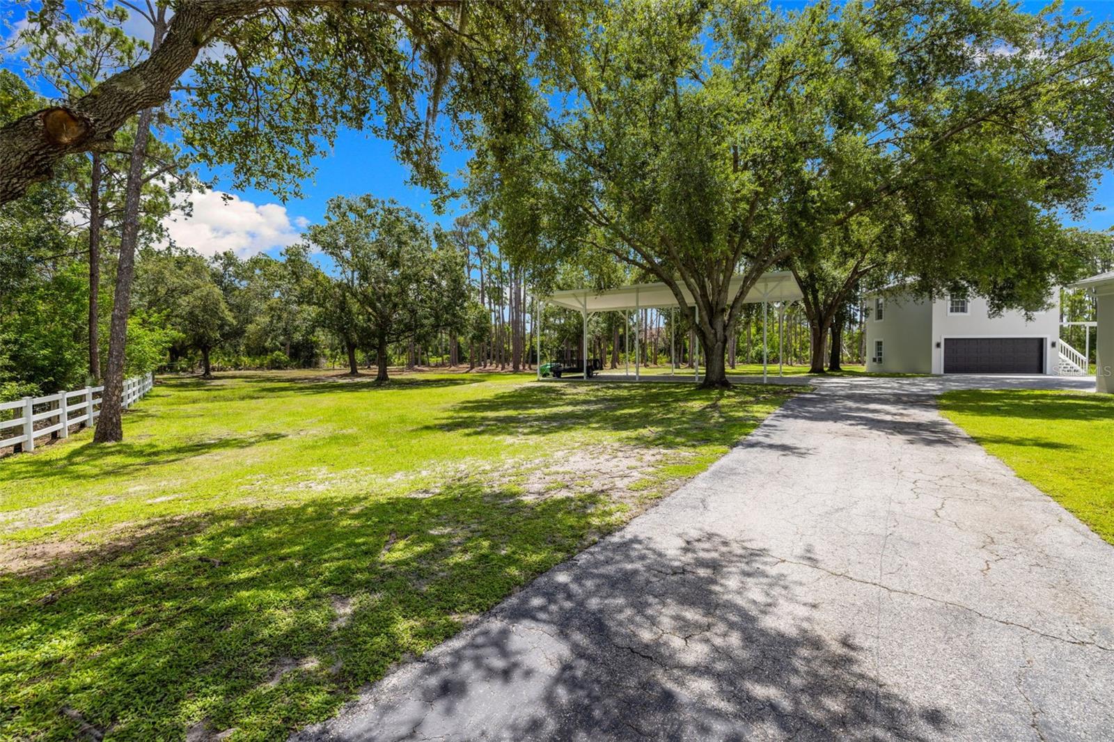 A4653844 Property Photo