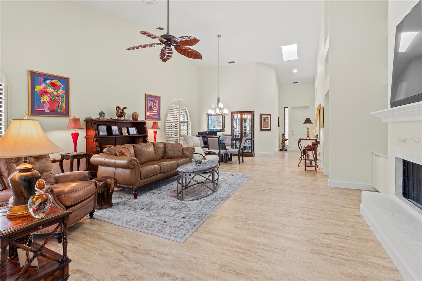A4653855 Property Photo