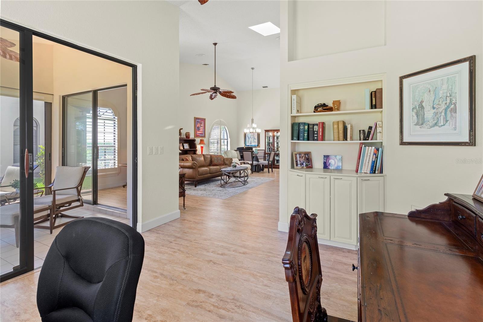 A4653855 Property Photo