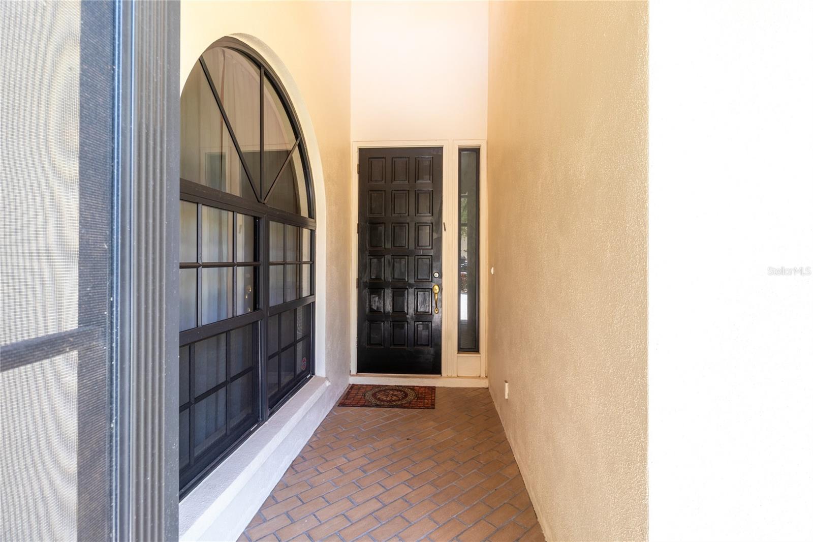 A4653855 Property Photo