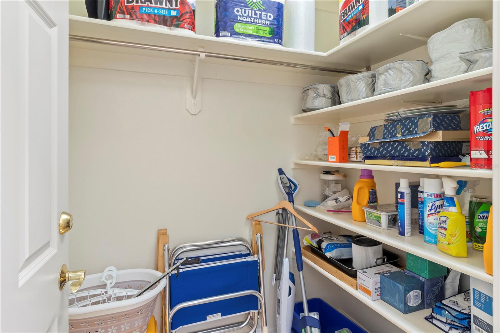 A4653855 Property Photo