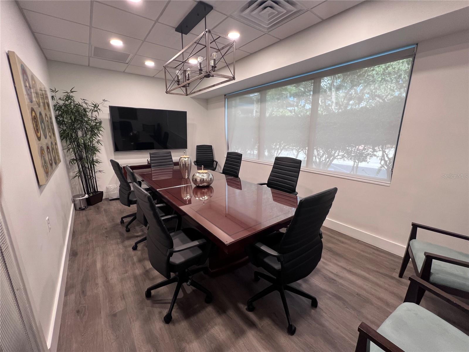 515 W BAY ST #100, TAMPA, FL, 33606