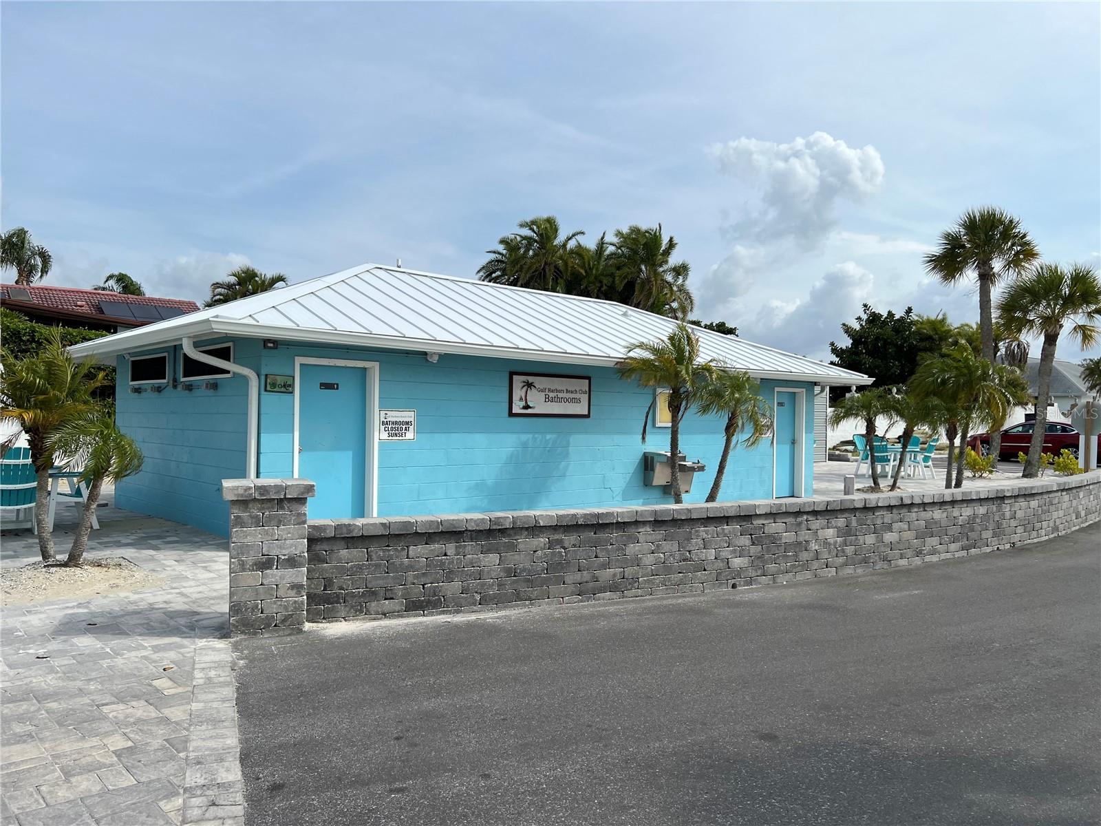 W7875878 Property Photo