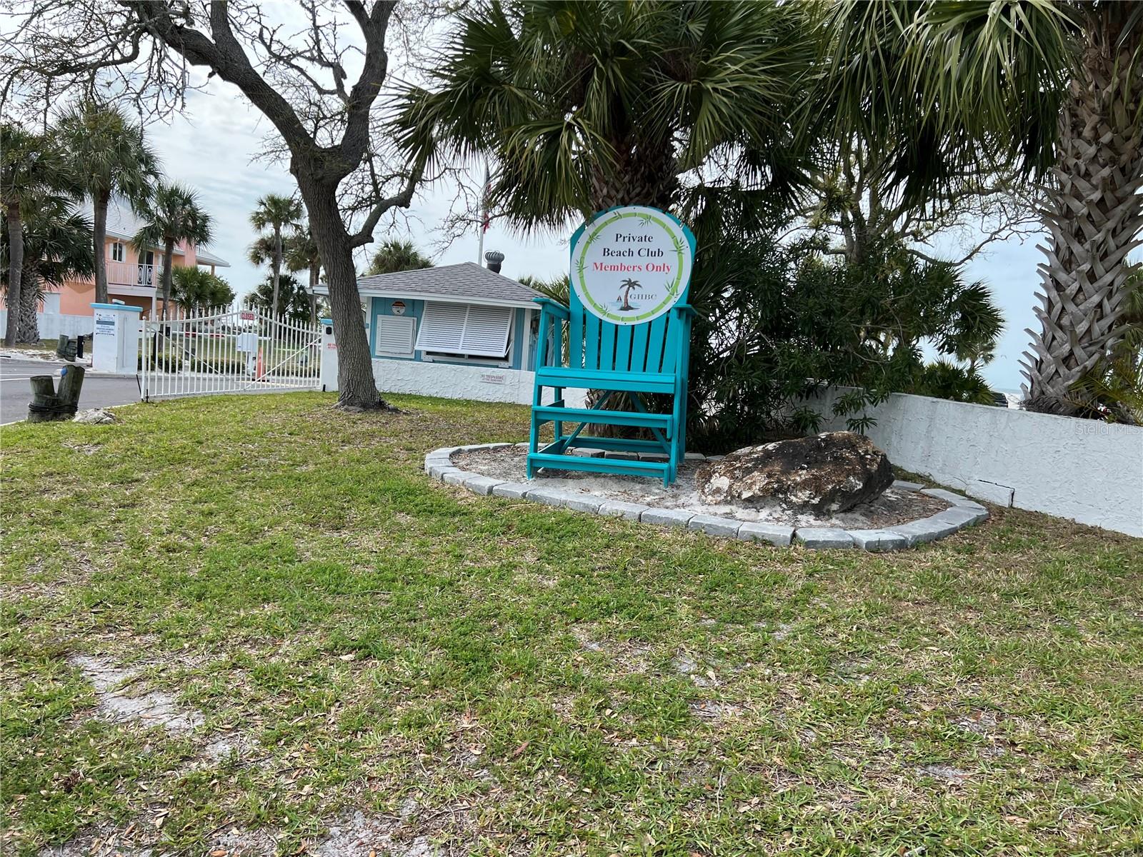 W7875878 Property Photo