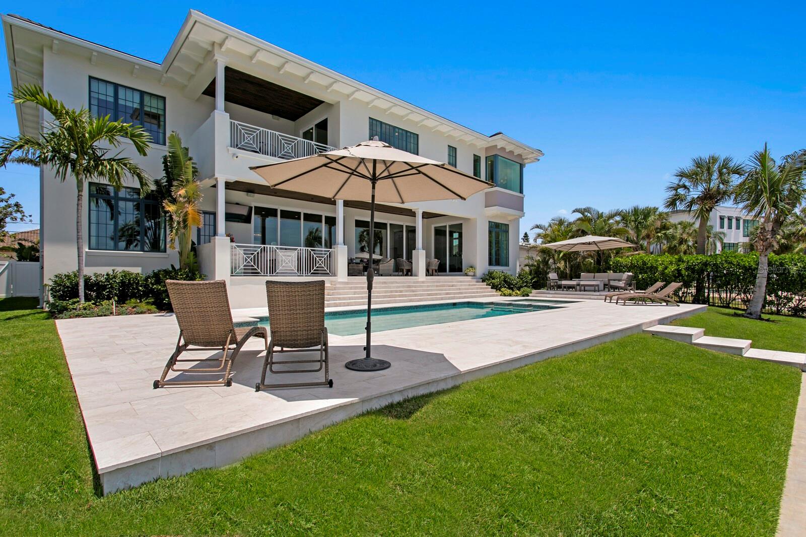 TB8390120 Property Photo