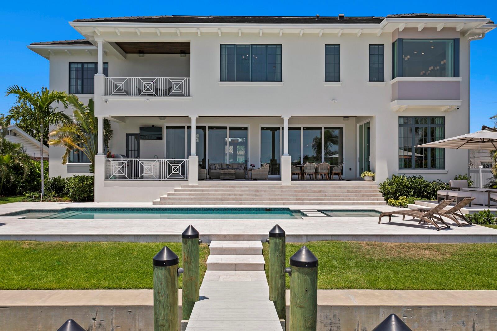 TB8390120 Property Photo