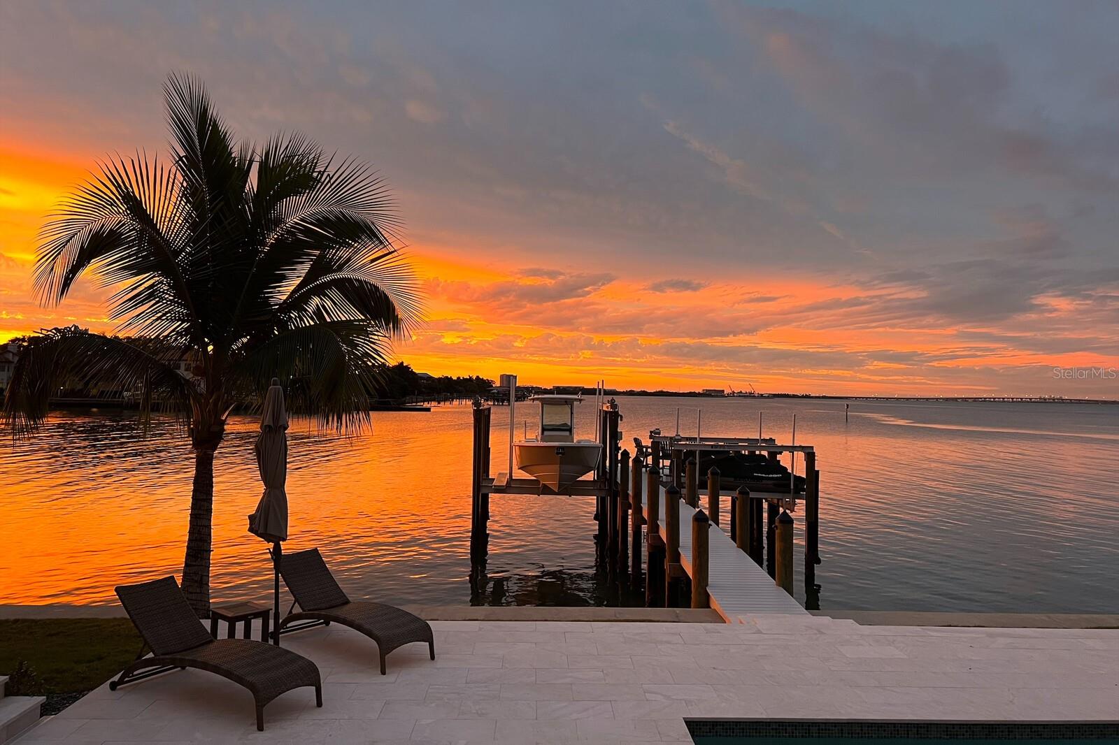 TB8390120 Property Photo