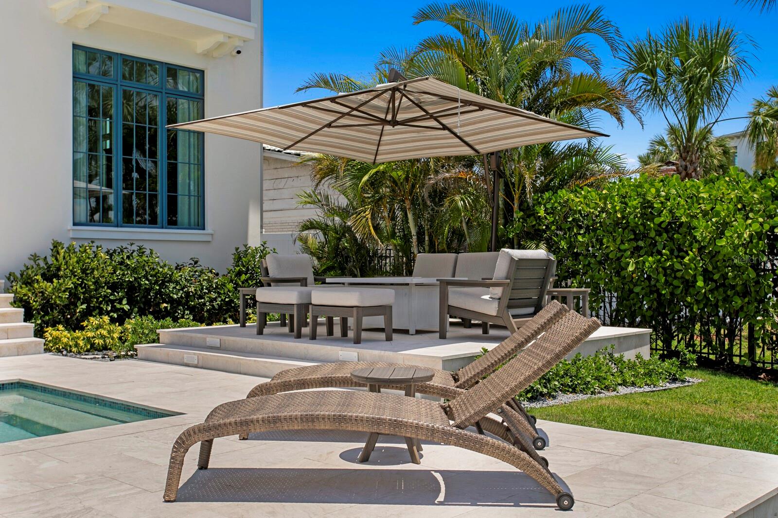 TB8390120 Property Photo