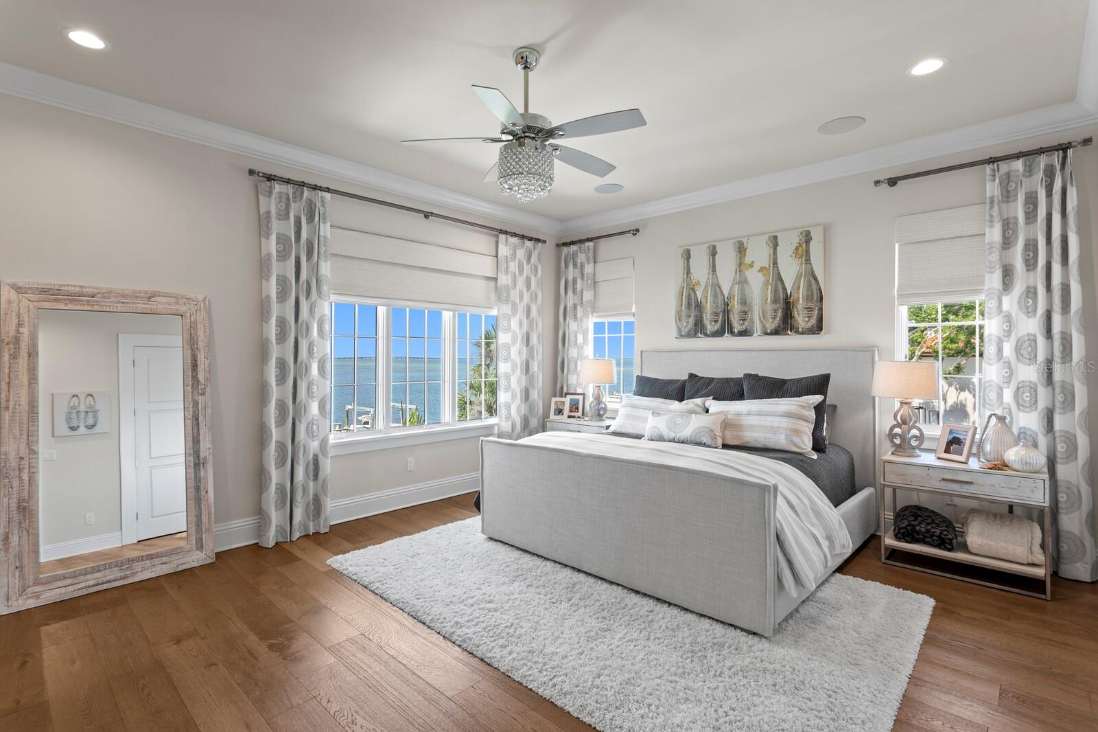 TB8390120 Property Photo