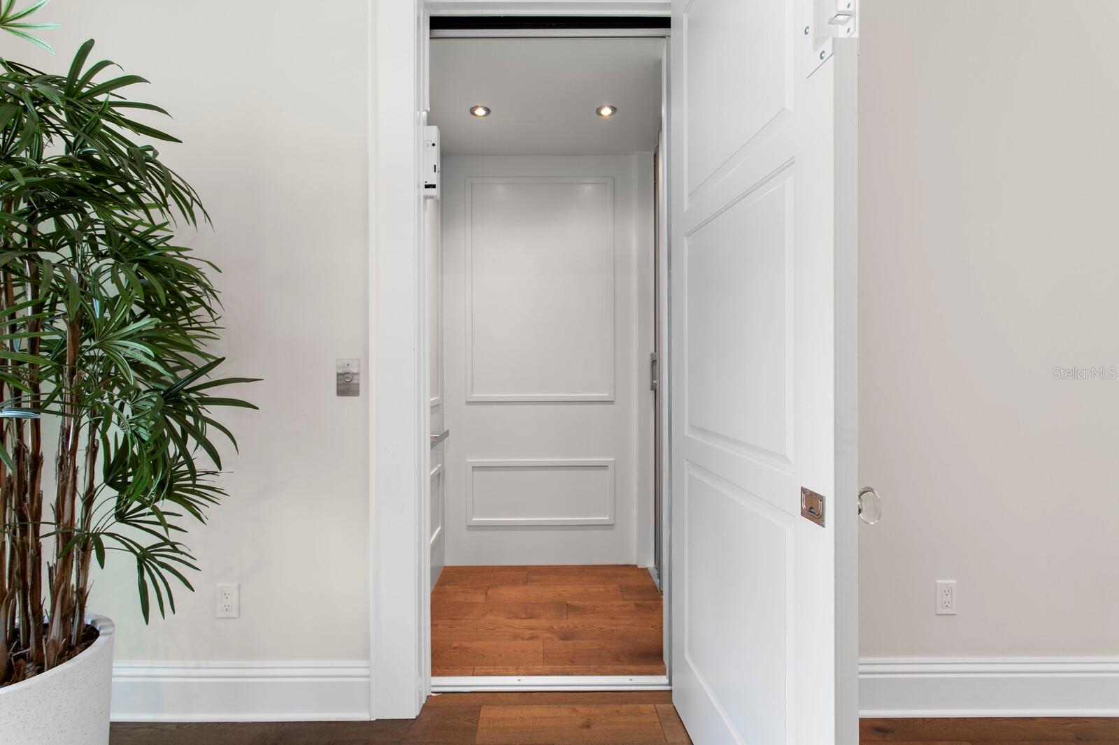 TB8390120 Property Photo