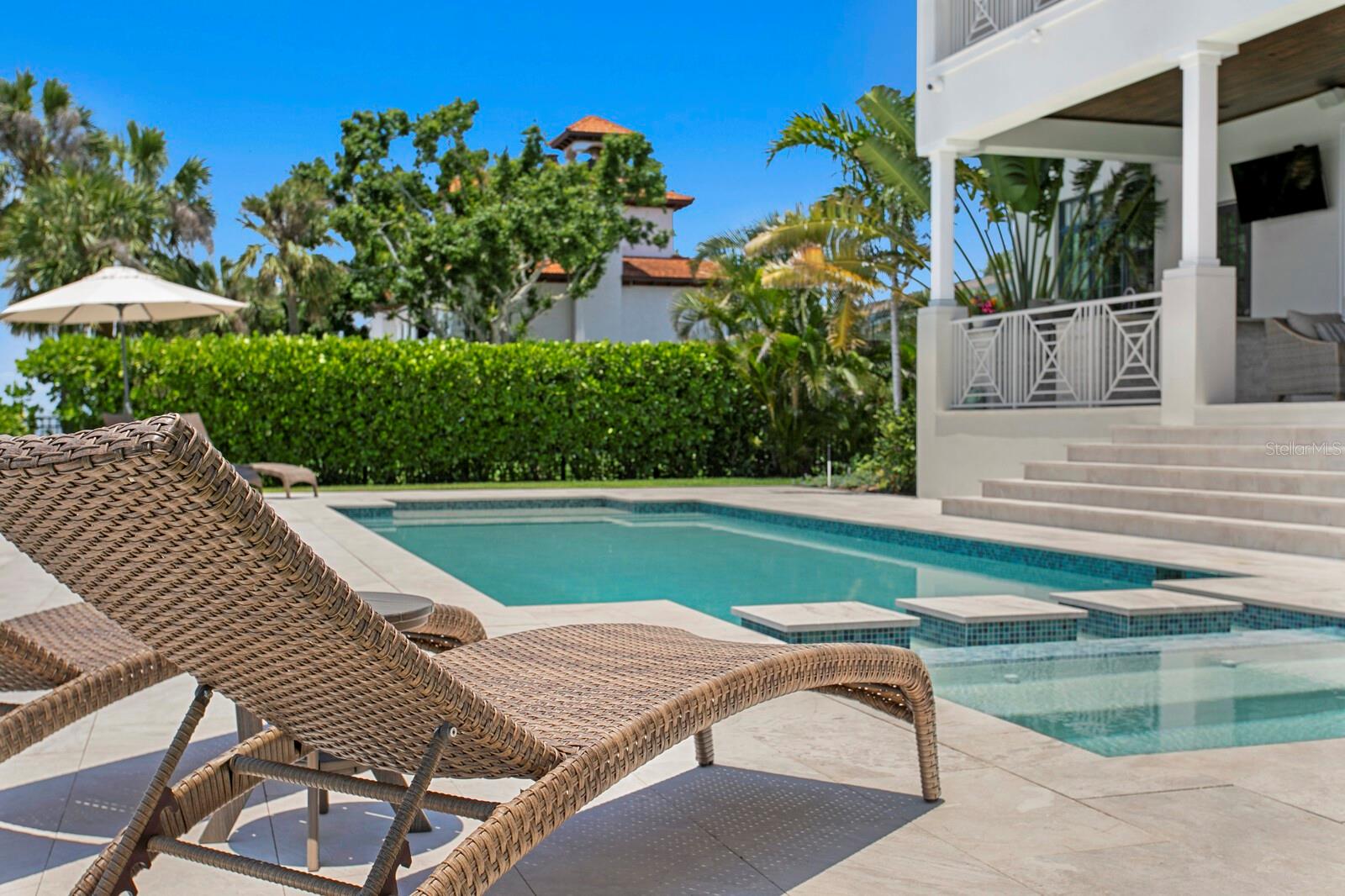 TB8390120 Property Photo