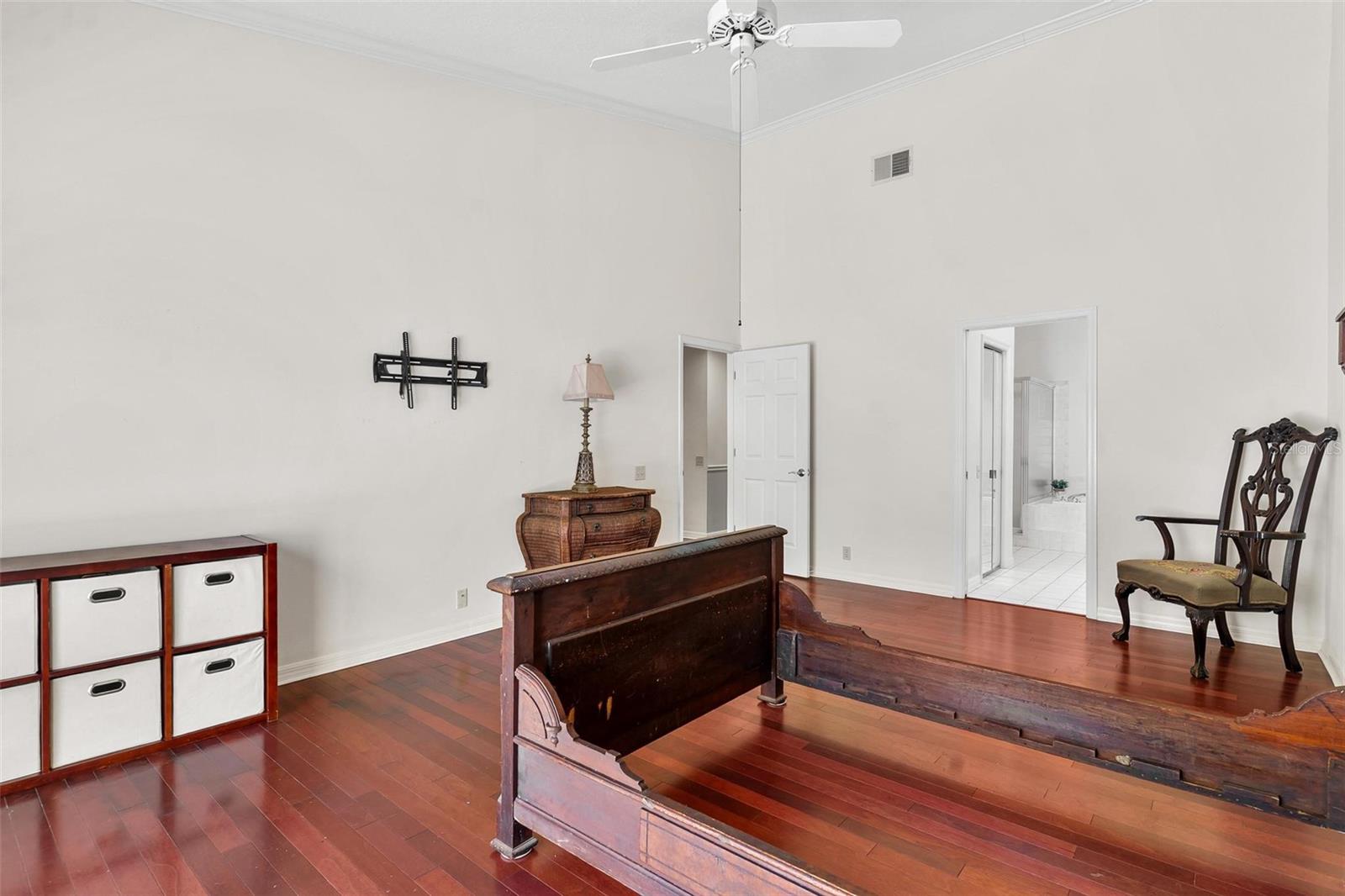 6048 TOPSAIL RD, LADY LAKE, FL, 32159