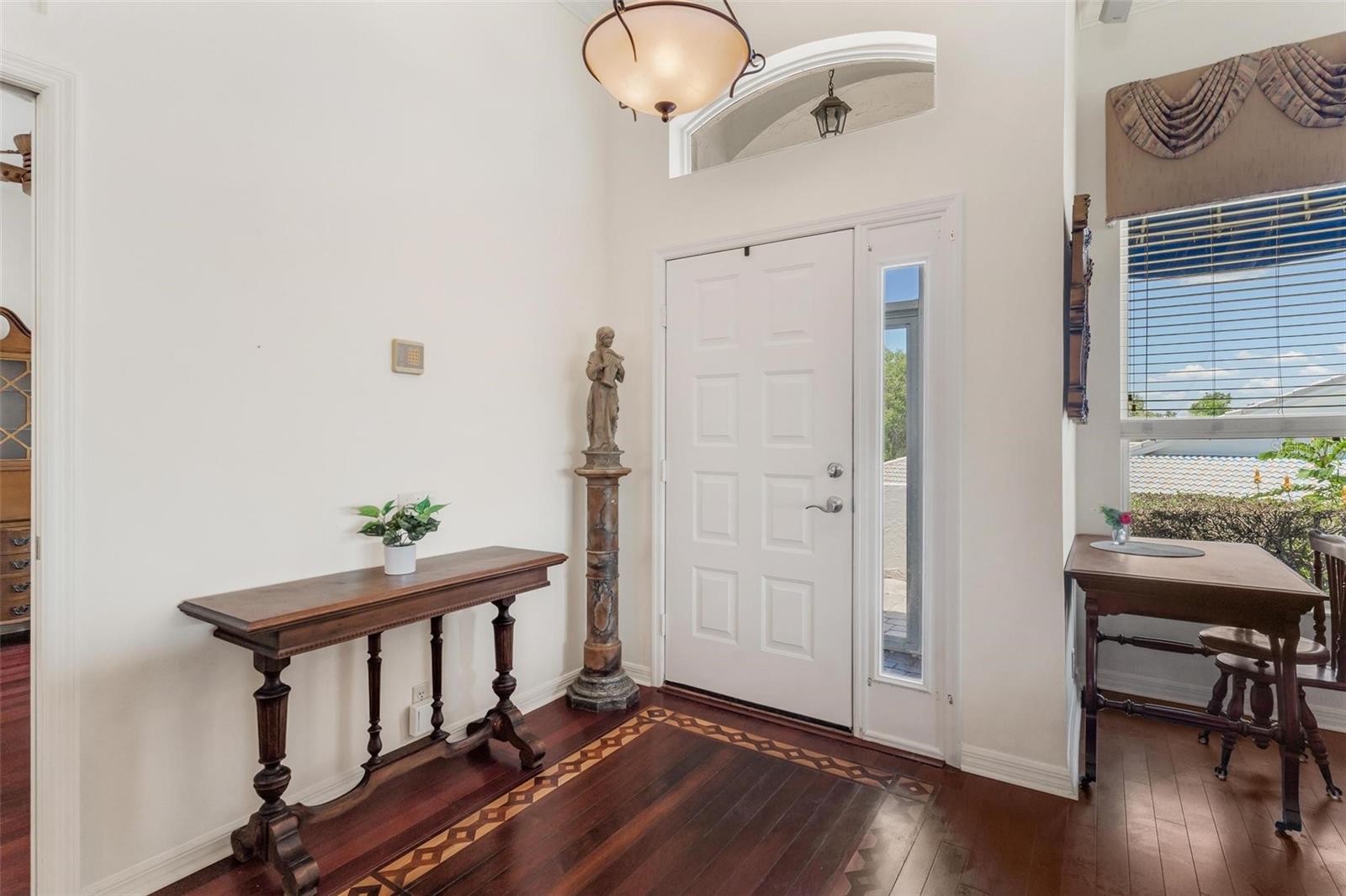 6048 TOPSAIL RD, LADY LAKE, FL, 32159